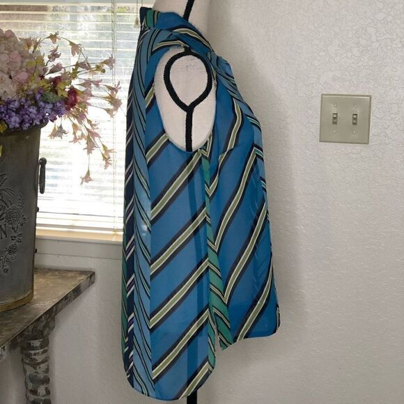 CAbi Ascot Sheer Sleeveless Top - Picture 7 of 16